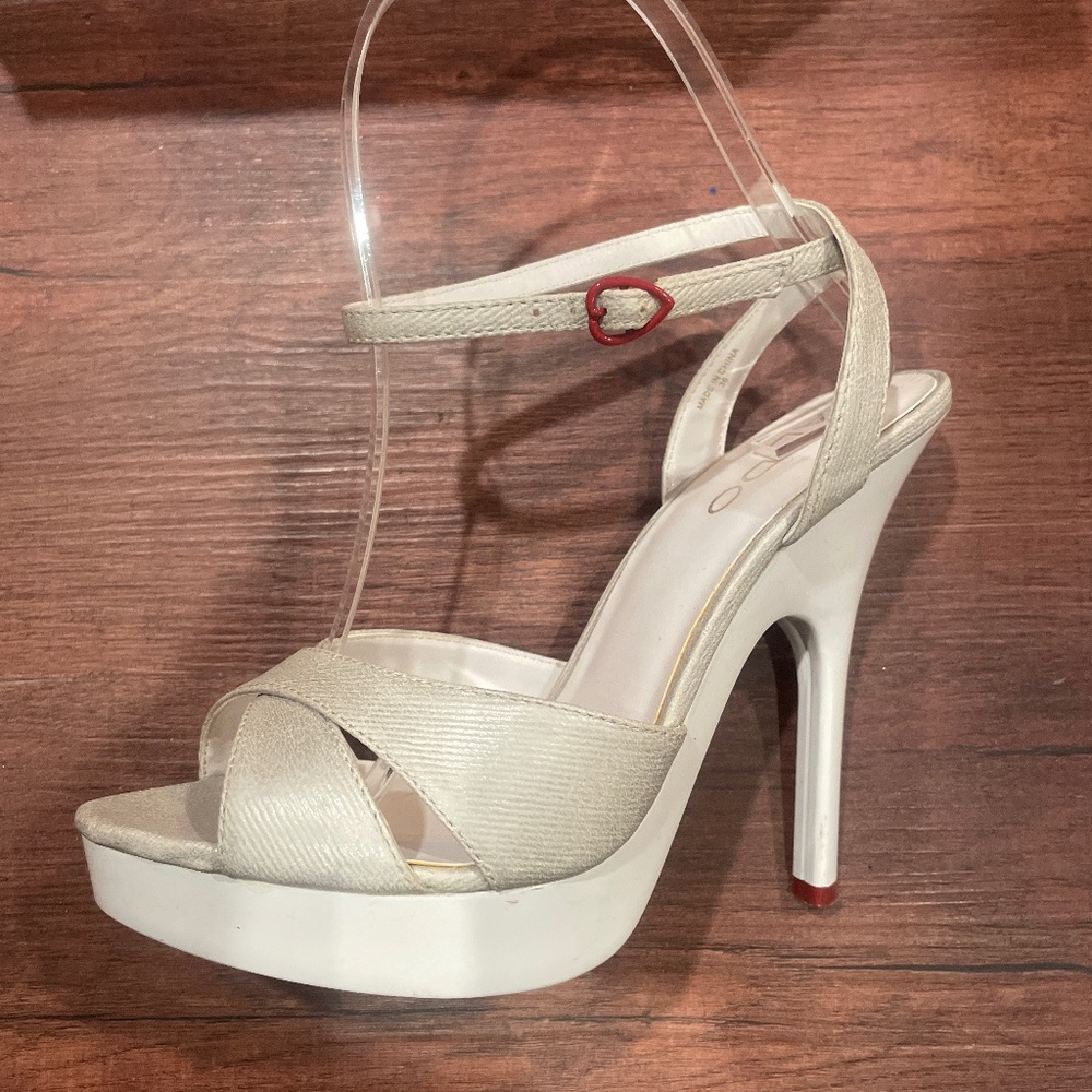 1 WEEK FINAL LAST CHANCE ALDO White and Gray High Heel Ankle Straps